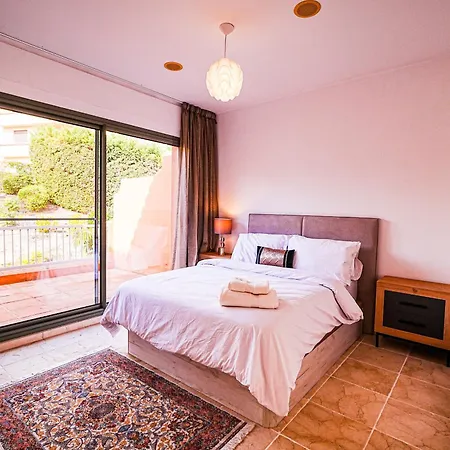 Benatalaya - 3 Bedroom Penthouse In * Estepona