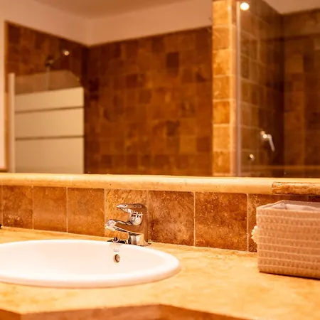 Benatalaya - 3 Bedroom Penthouse In Estepona