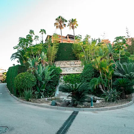 Benatalaya - 3 Bedroom Penthouse In Estepona