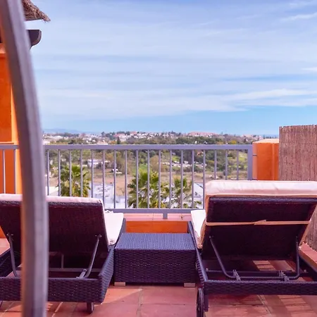 Benatalaya - 3 Bedroom Penthouse In 公寓