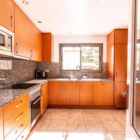 Benatalaya - 3 Bedroom Penthouse In 公寓 埃斯特波纳